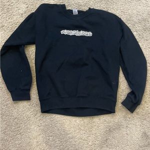 Nickle piece crew neck size small